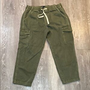 GAP Olive Green Cargo Pants